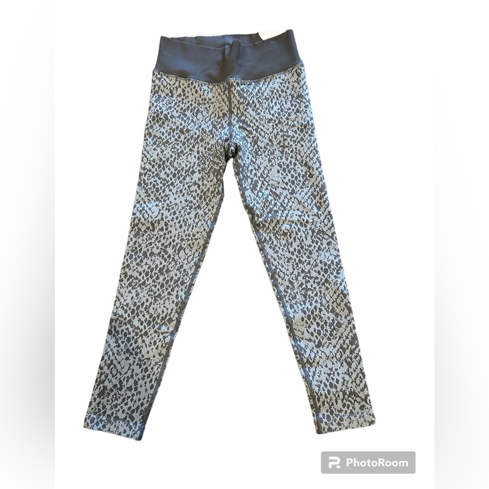 Aerie‎ Offline Women’s Size Medium High Rise 7/8 Leggings NWT